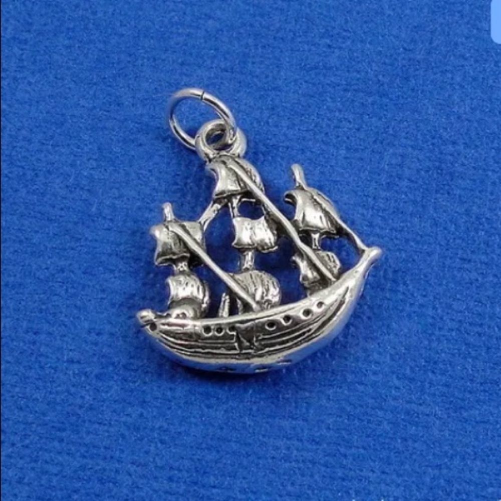 Sterling silver 925 pirate ship charm/pendant